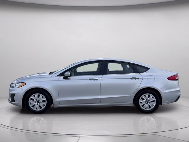 2019 Ingot Silver Ford Fusion S FWD Sedan