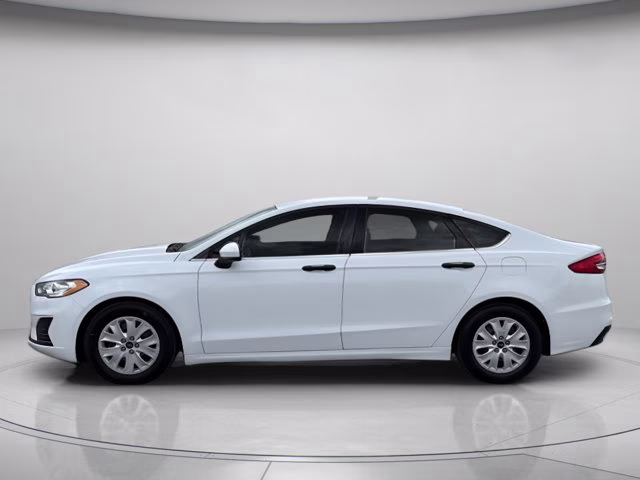 2019 Oxford White Ford Fusion S FWD Sedan