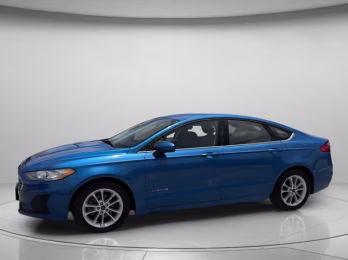 2019 Blue Metallic Ford Fusion Hybrid SE FWD Sedan