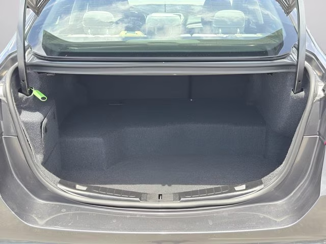 2018 Magnetic Ford Fusion Hybrid S FWD Sedan