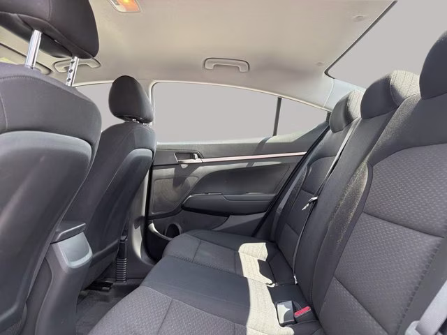 2020 Quartz White Pearl Hyundai Elantra SE FWD Sedan