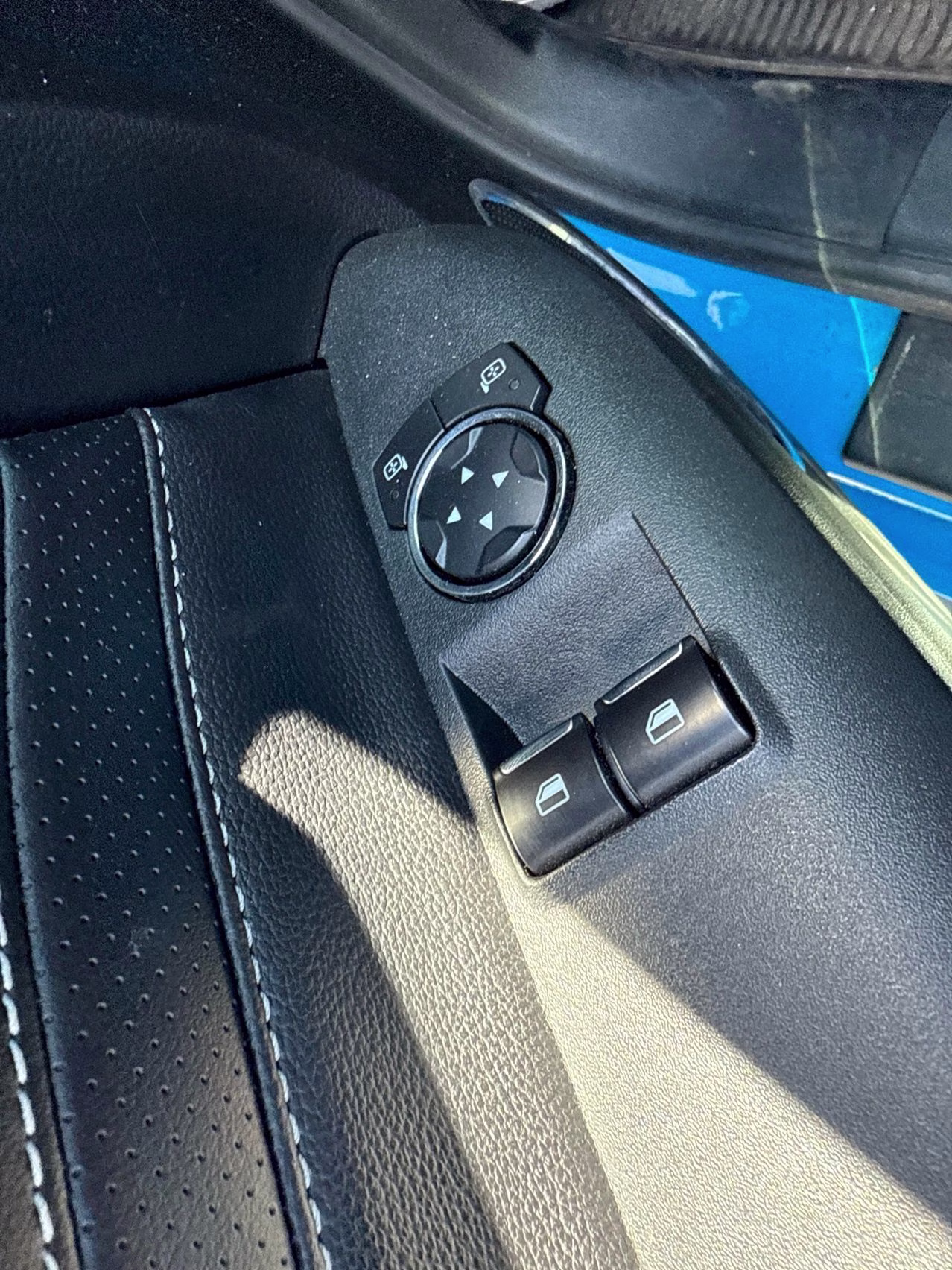 2022 Grabber Blue Metallic Ford Mustang GT Premium RWD Coupe
