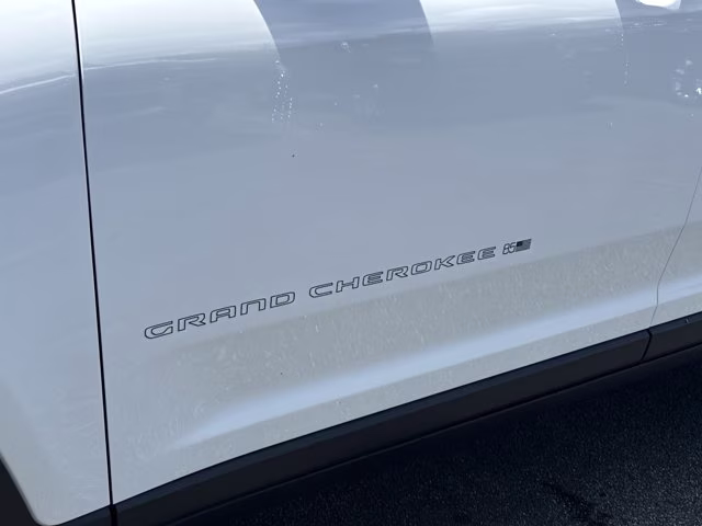 2026 Bright White Clearcoat Jeep Grand Cherokee 85th Anniversary Edition 4X4 SUV