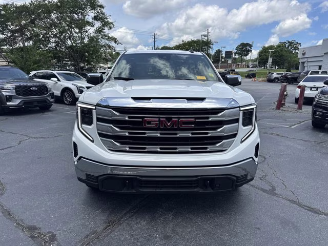 2023 Summit White GMC Sierra 1500 SLE 4X4 Truck