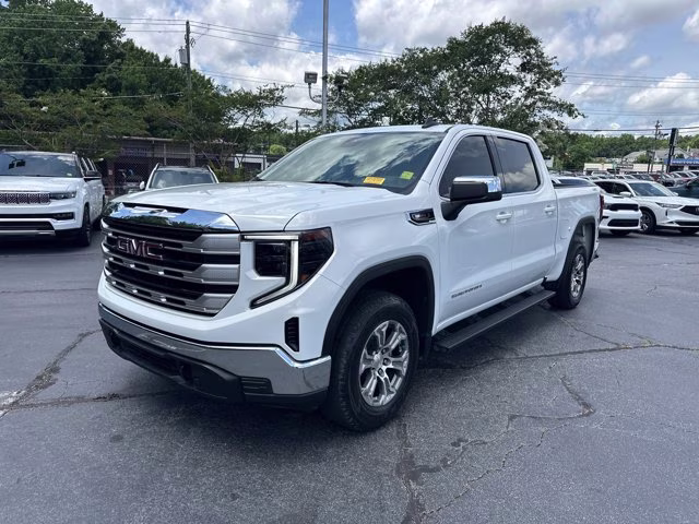2023 Summit White GMC Sierra 1500 SLE 4X4 Truck
