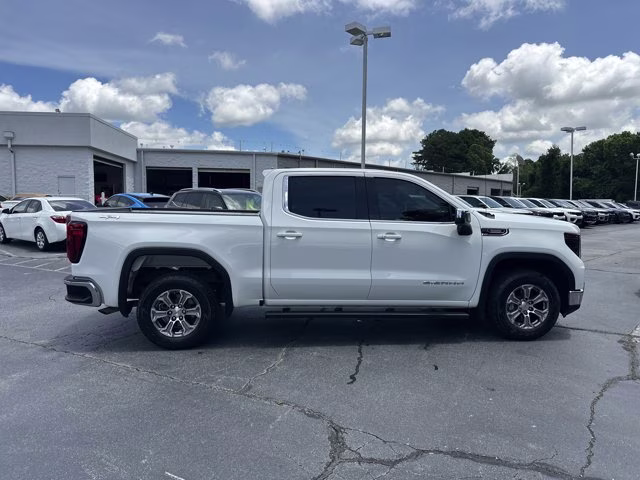 2023 Summit White GMC Sierra 1500 SLE 4X4 Truck