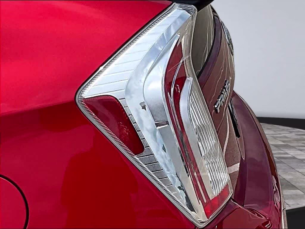 2015 Barcelona Red Metallic Toyota Prius Five FWD Sedan