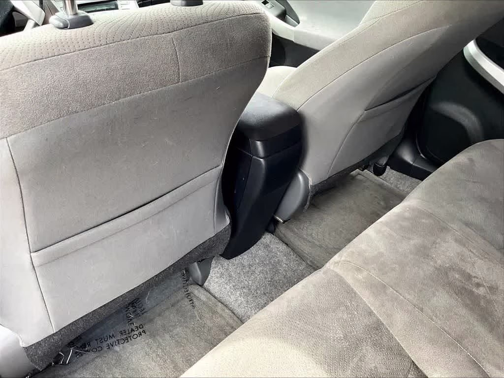 2015 Barcelona Red Metallic Toyota Prius Five FWD Sedan