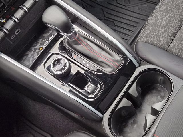 2024 Summit White Chevrolet Colorado Z71 4X4 Truck