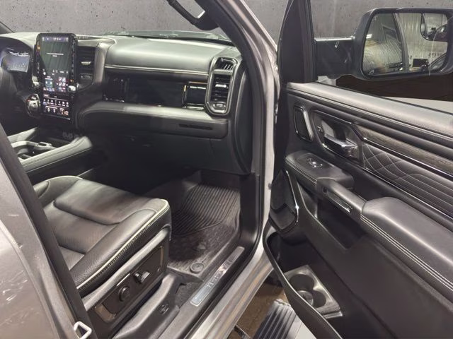 2025 Billet Silver Metallic Clearcoat Ram 1500 Limited 4X4 Truck