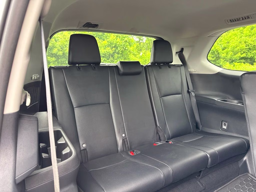 2024 White Toyota Grand Highlander XLE AWD SUV