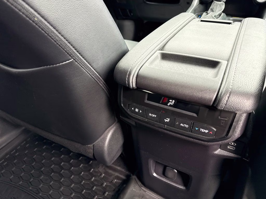 2024 White Toyota Grand Highlander XLE AWD SUV