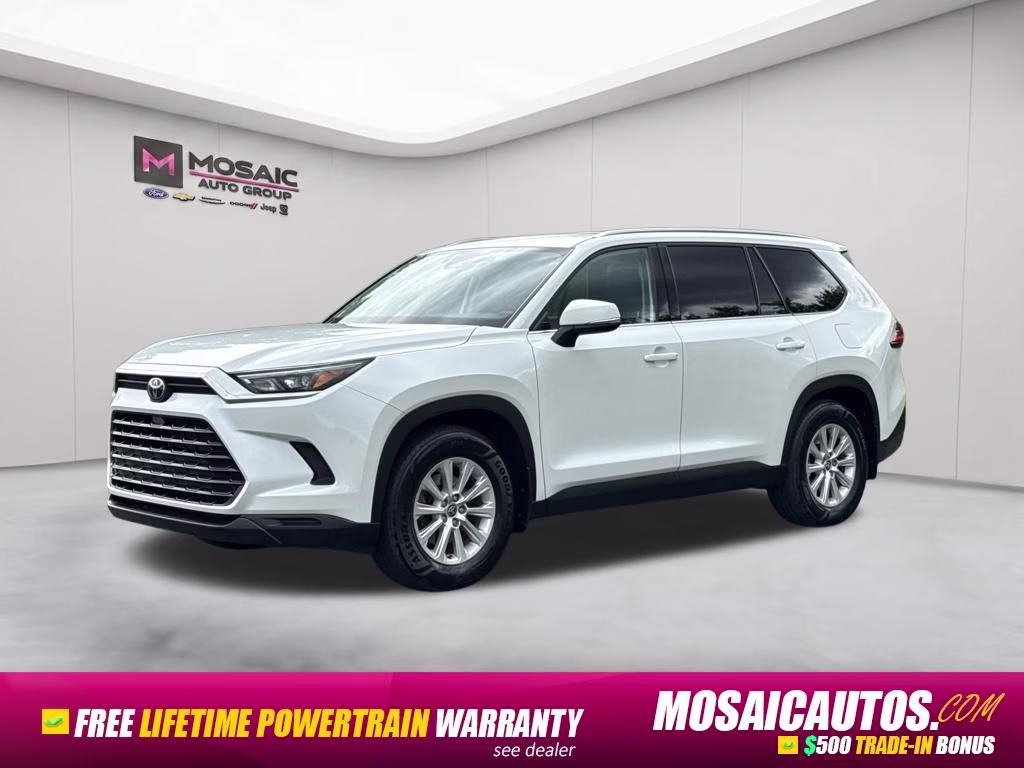 2024 White Toyota Grand Highlander XLE AWD SUV