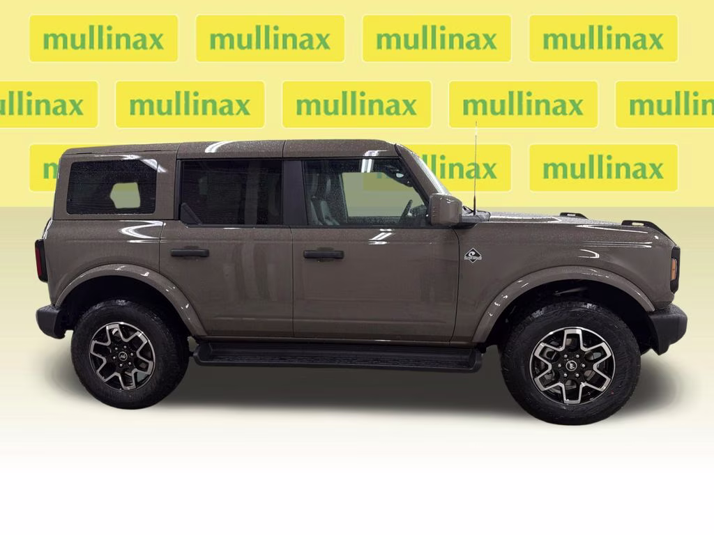 2026 MARSH GRAY Ford Bronco Outer Banks 4X4 SUV