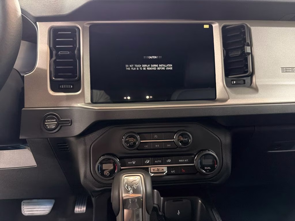 2026 MARSH GRAY Ford Bronco Outer Banks 4X4 SUV