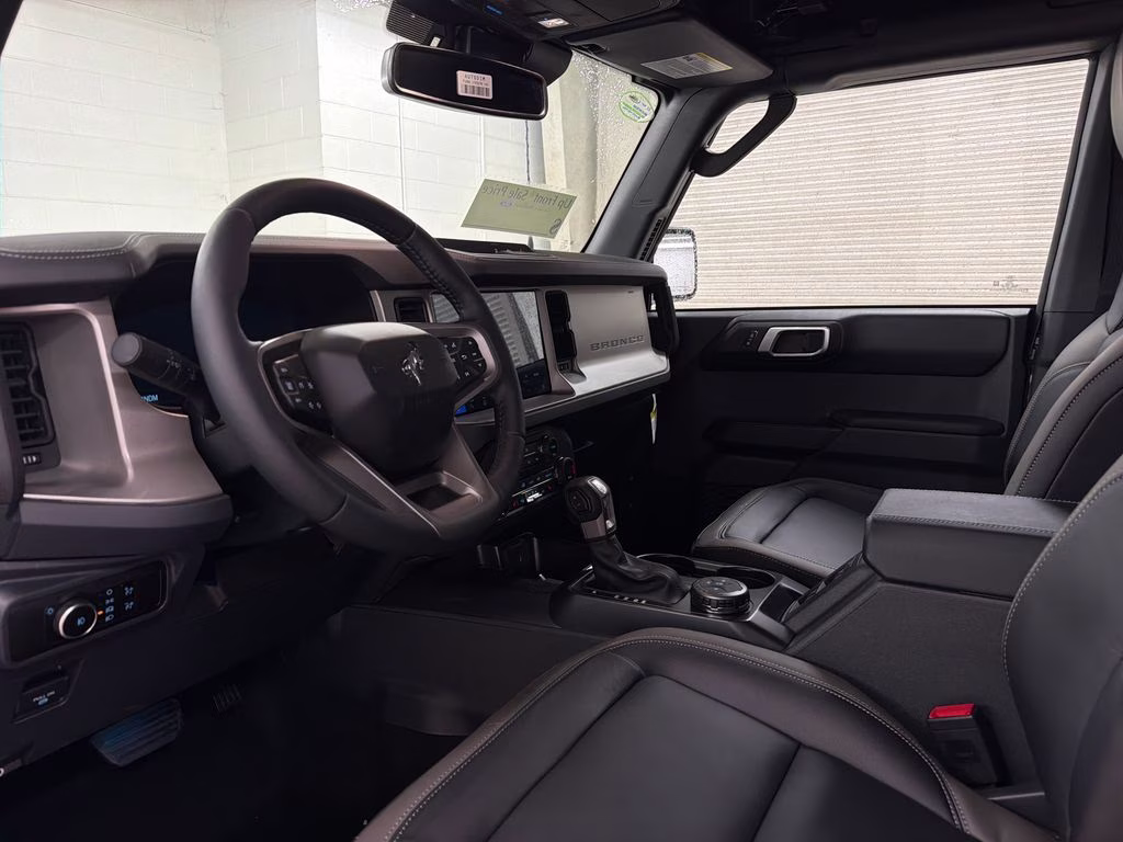 2026 MARSH GRAY Ford Bronco Outer Banks 4X4 SUV