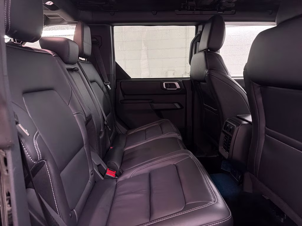 2026 SHADOW BLACK Ford Bronco Outer Banks 4X4 SUV