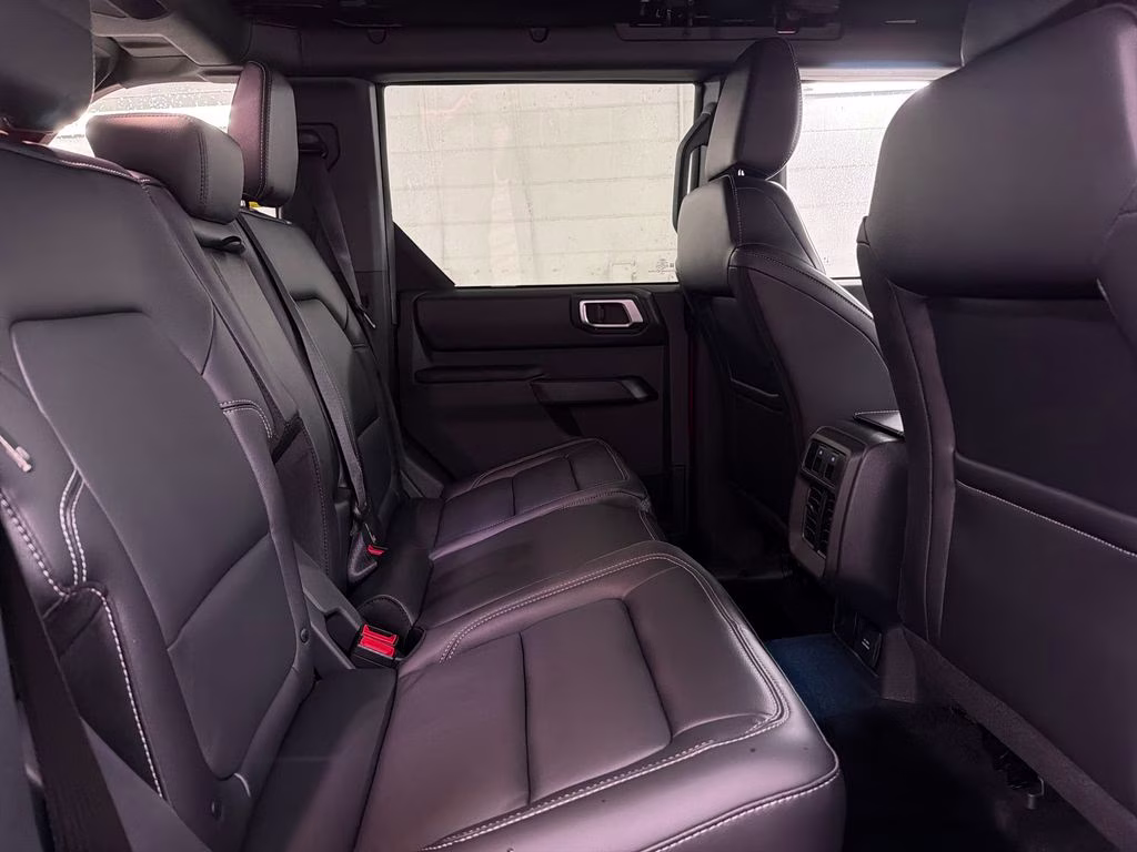 2026 RUBY RED TNTD Ford Bronco Outer Banks 4X4 SUV