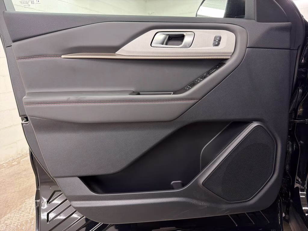 2026 AGATE BLACK Ford Explorer Active RWD SUV