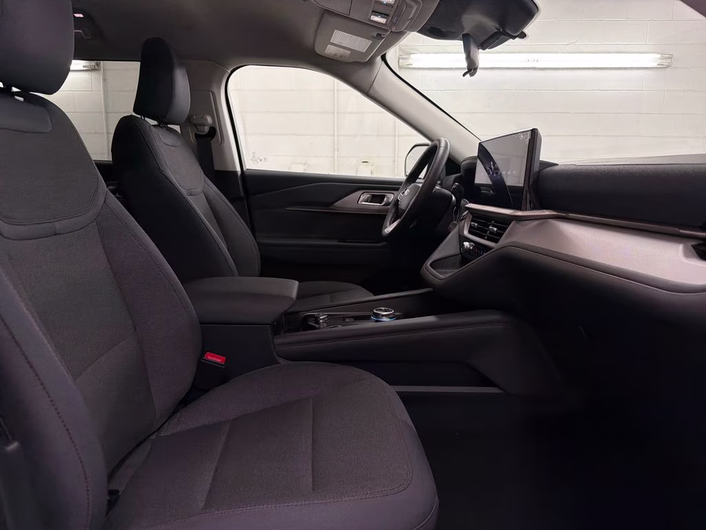 2026 AGATE BLACK Ford Explorer Active RWD SUV