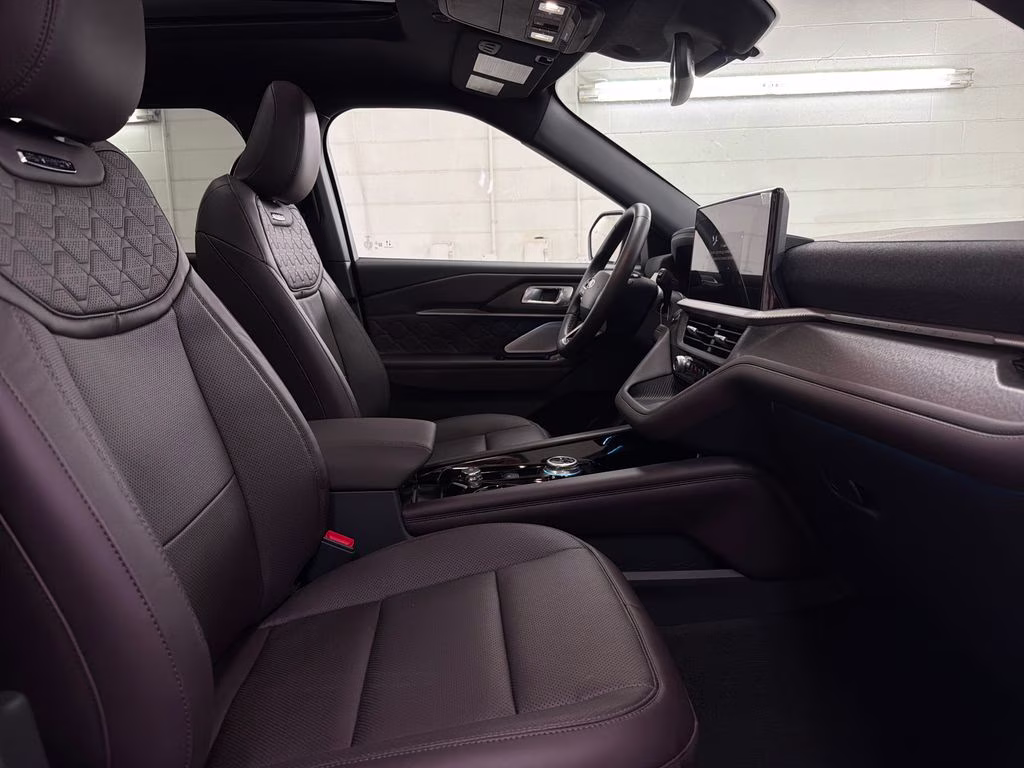 2026 CARBONIZED GRAY Ford Explorer Platinum 4X4 SUV