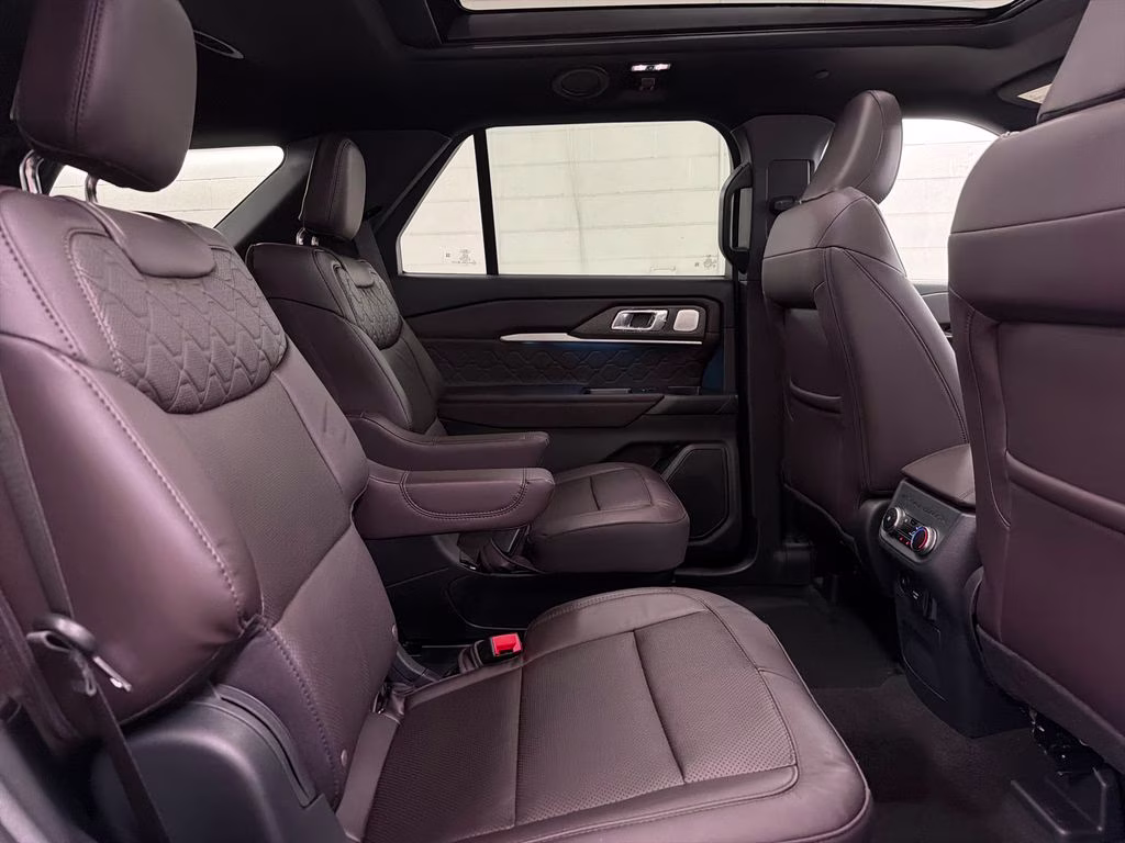 2026 CARBONIZED GRAY Ford Explorer Platinum 4X4 SUV