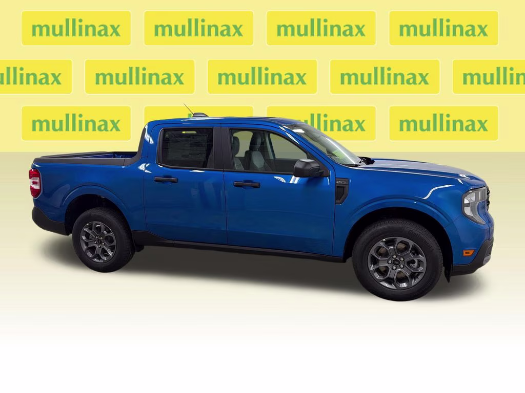2026 VELOCITY BLUE Ford Maverick XLT FWD Truck