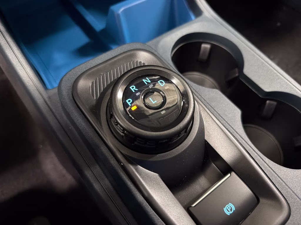 2026 VELOCITY BLUE Ford Maverick XLT FWD Truck