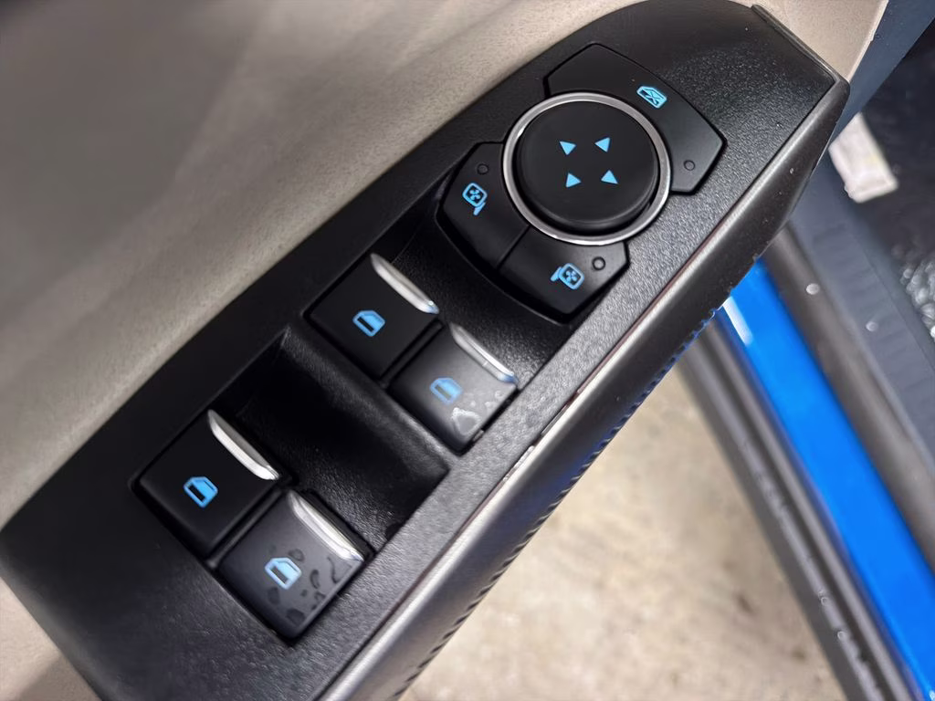 2026 VELOCITY BLUE Ford Maverick Lariat AWD Truck