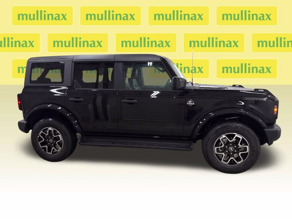 2026 SHADOW BLACK Ford Bronco Outer Banks 4X4 SUV