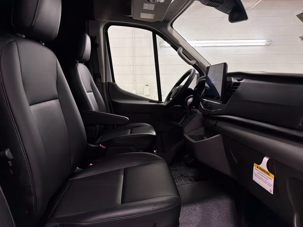 2026 OXFORD WHITE Ford Transit-250 XL RWD Van