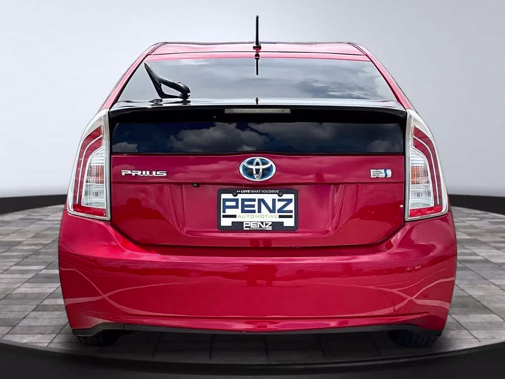 2015 Barcelona Red Metallic Toyota Prius Five FWD Sedan