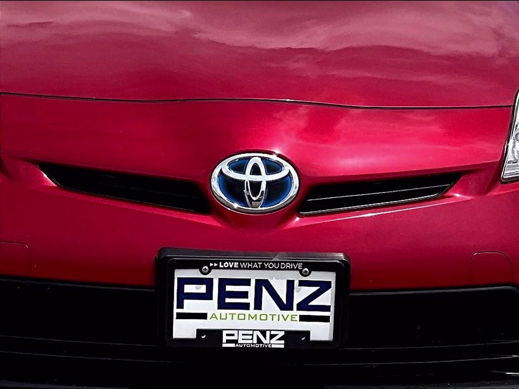 2015 Barcelona Red Metallic Toyota Prius Two FWD Hatchback