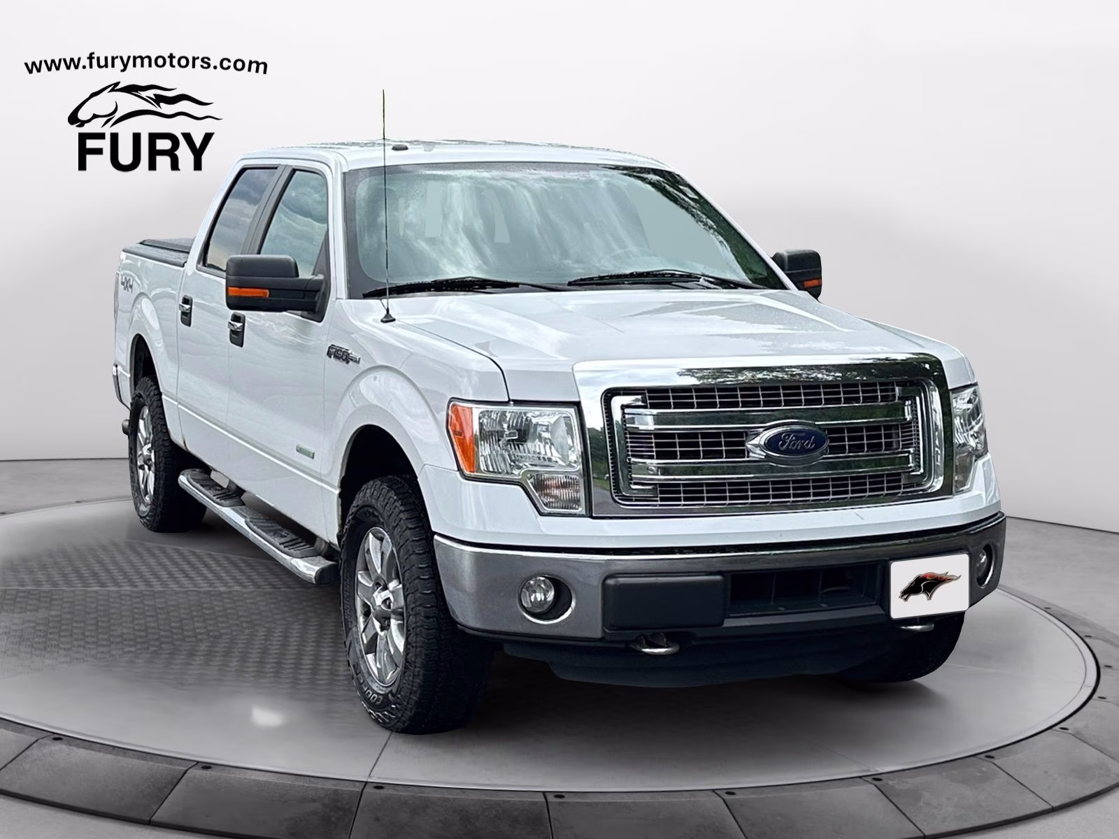 2014 Oxford White Ford F-150 XLT 4X4 Truck
