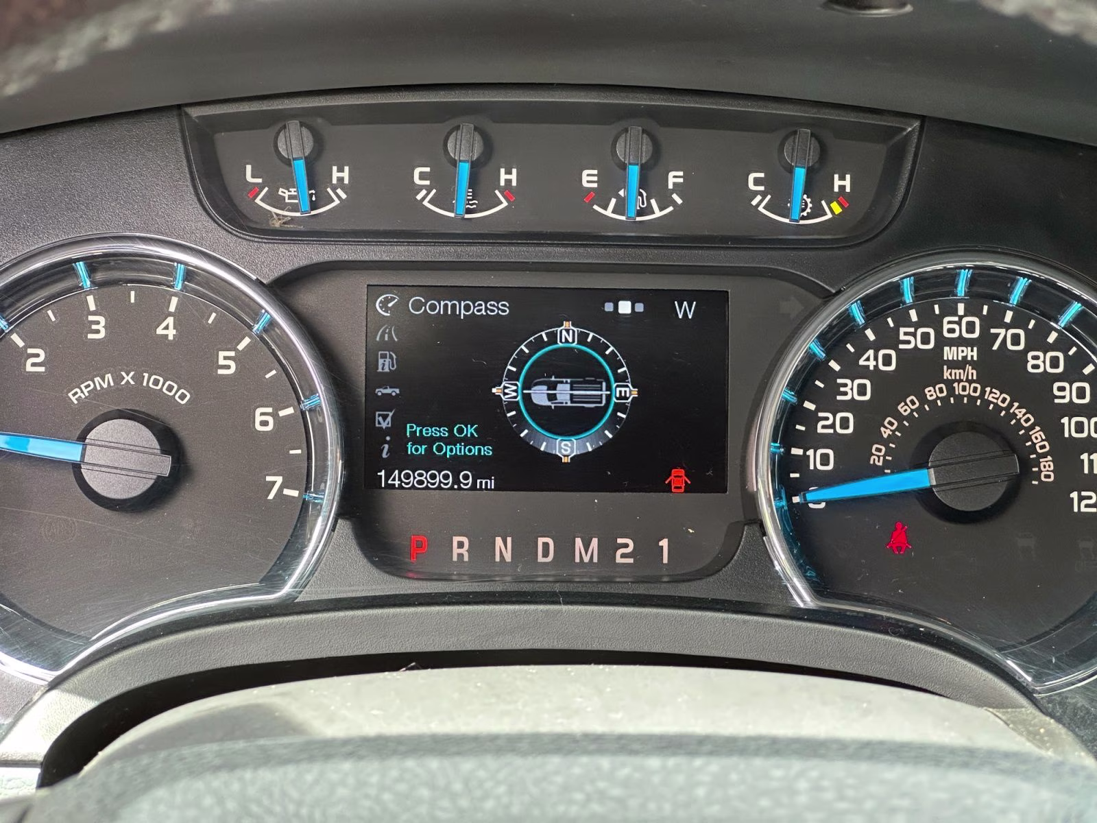 2014 Oxford White Ford F-150 XLT 4X4 Truck