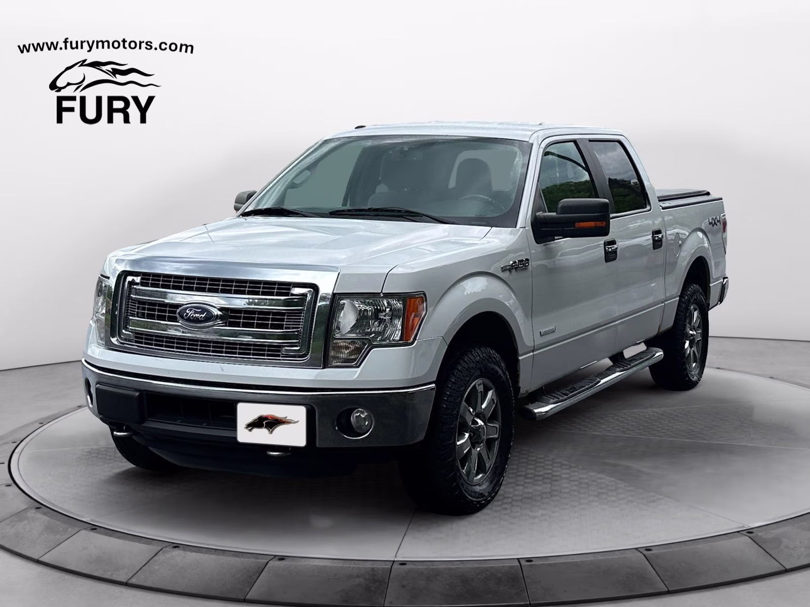2014 Oxford White Ford F-150 XLT 4X4 Truck