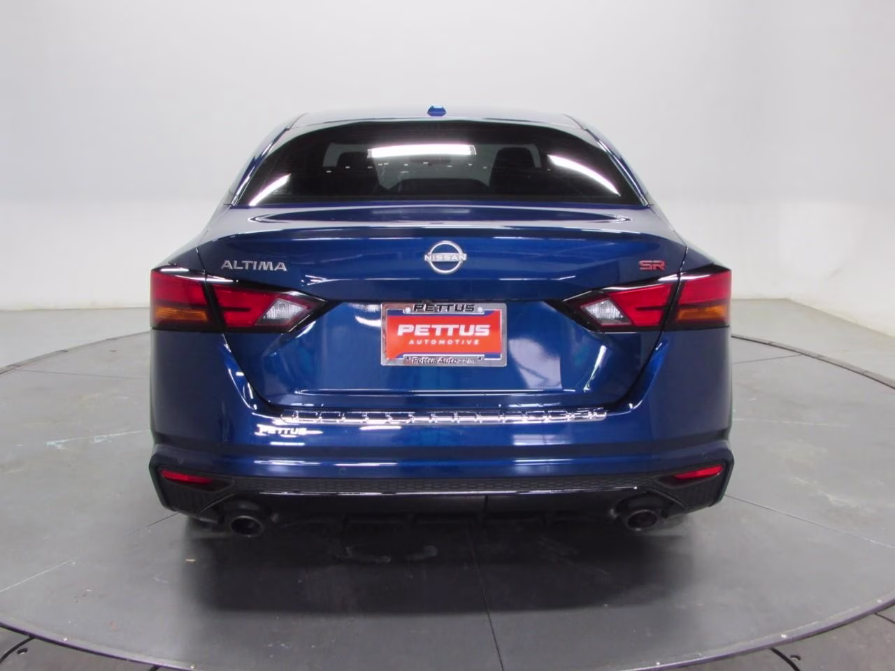 2023 Deep Blue Pearl Nissan Altima 2.5 SR FWD Sedan
