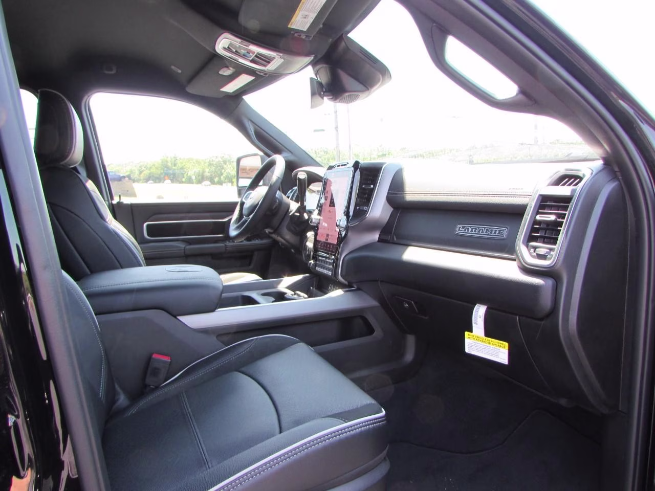 2026 Diamond Black Crystal Pearlcoat Ram 2500 Laramie 4X4 Truck