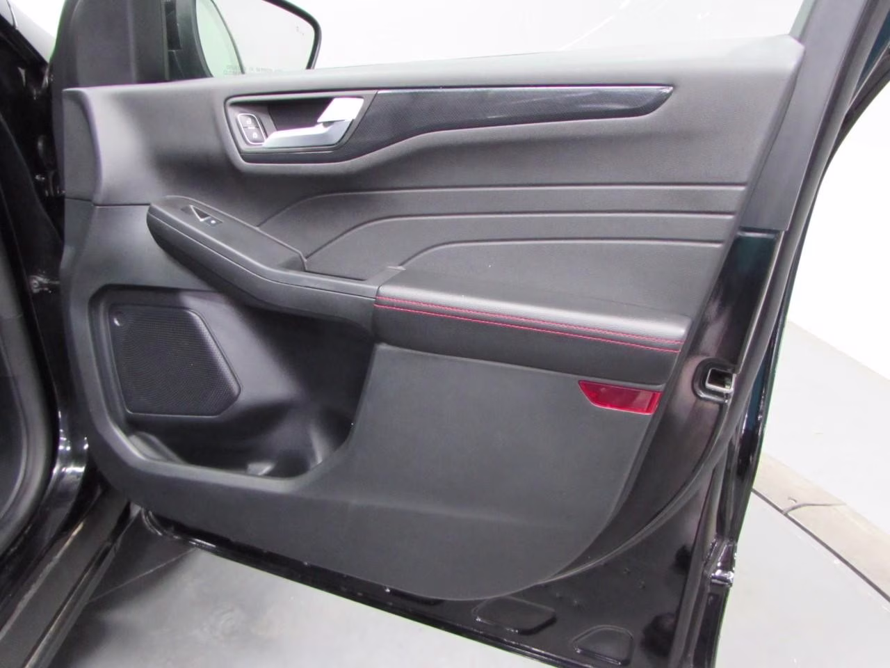 2025 Agate Black Metallic Ford Escape ST-Line Select AWD SUV