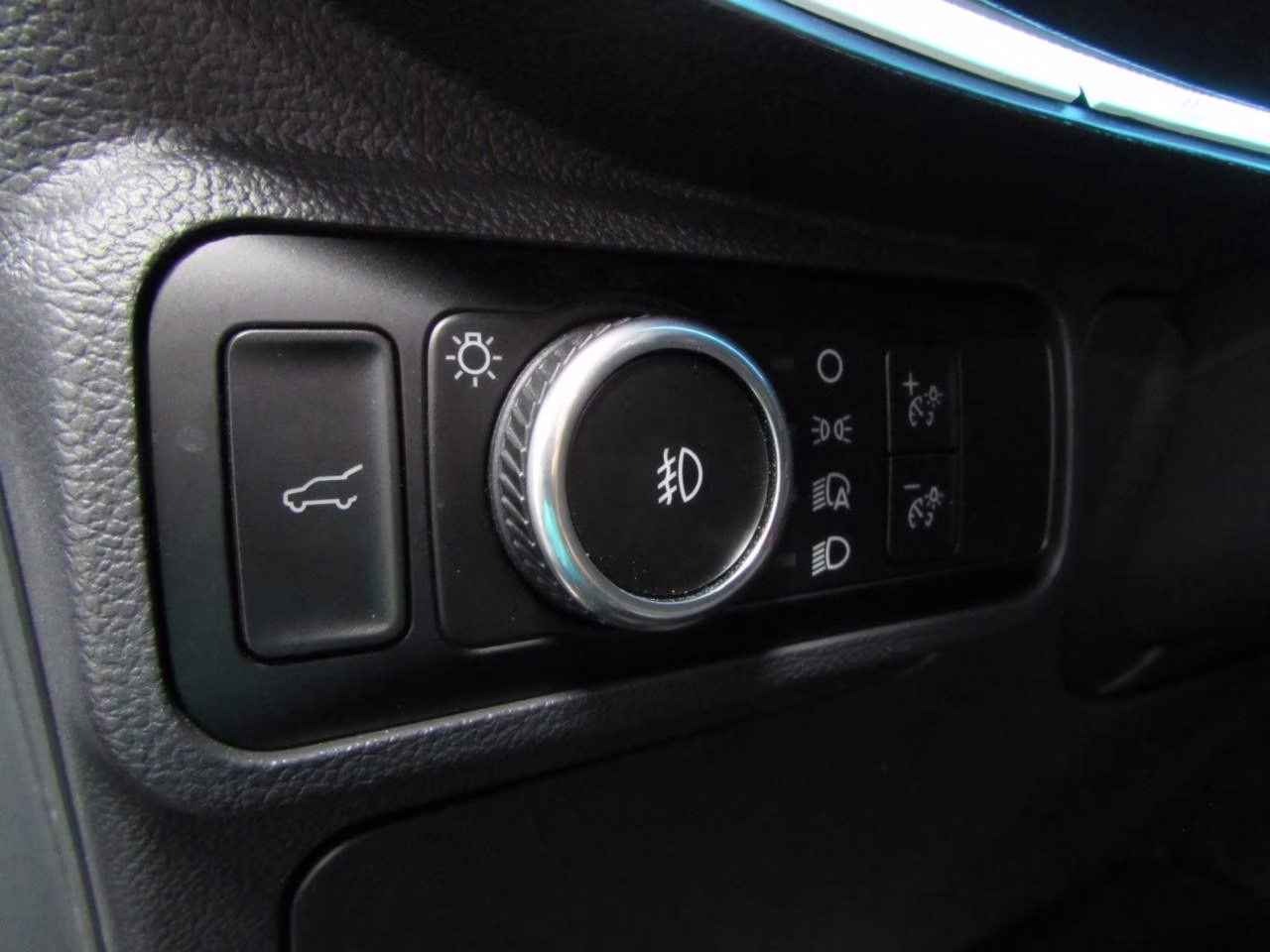 2025 Agate Black Metallic Ford Explorer ST 4X4 SUV