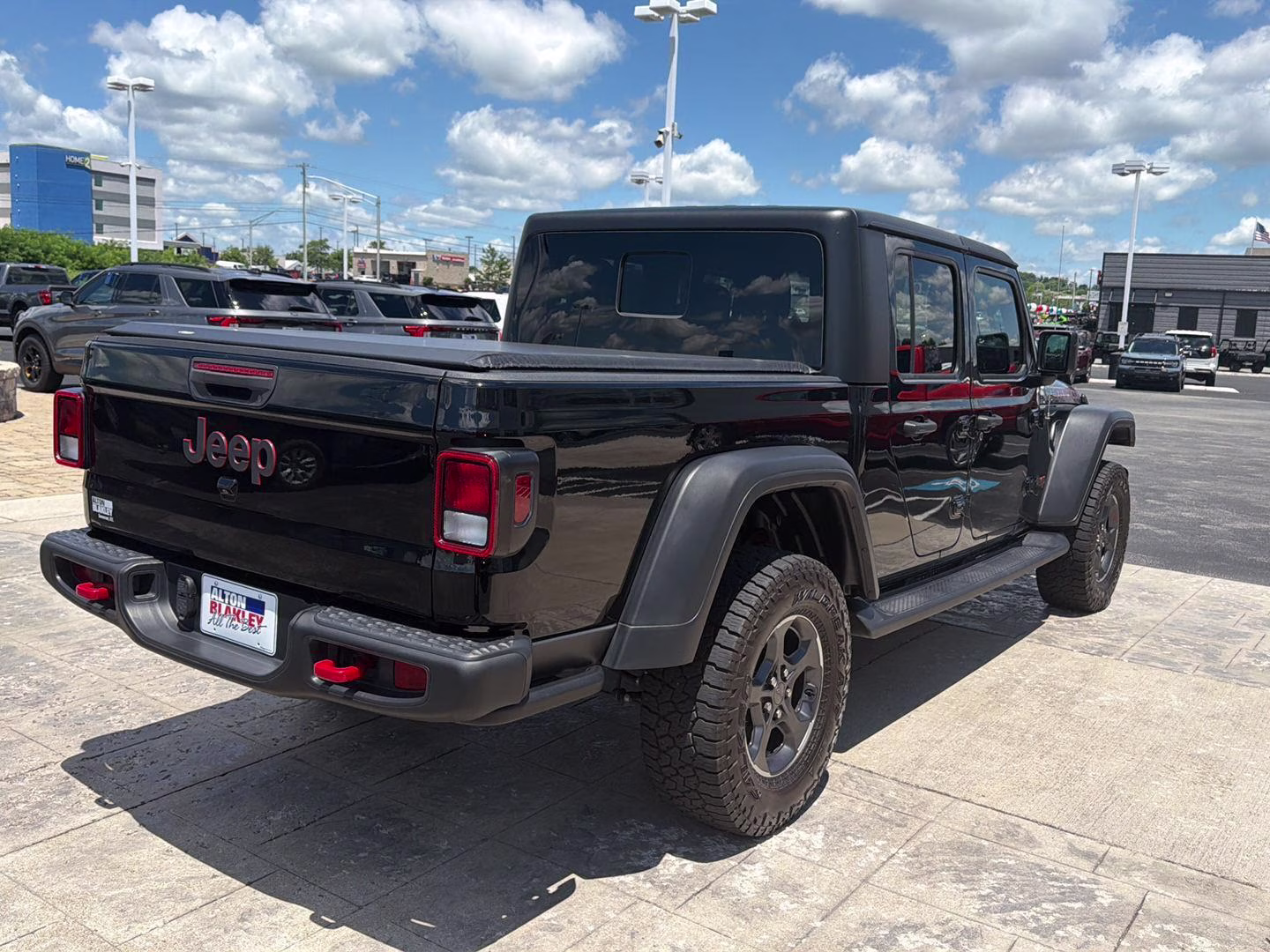 2023 Black Clearcoat Jeep Gladiator Rubicon 4X4 Truck