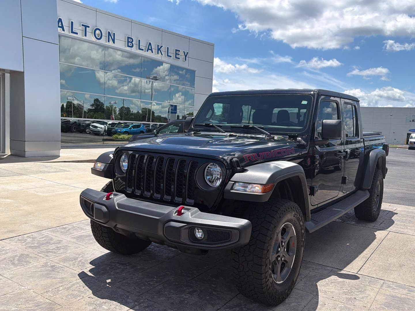 2023 Black Clearcoat Jeep Gladiator Rubicon 4X4 Truck