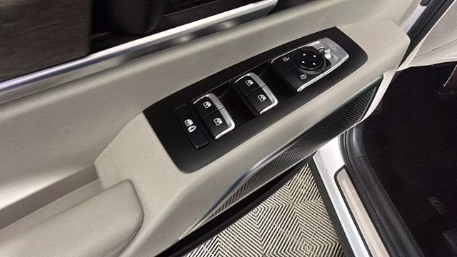 2020 Snow White Pearl Kia Telluride SX FWD SUV