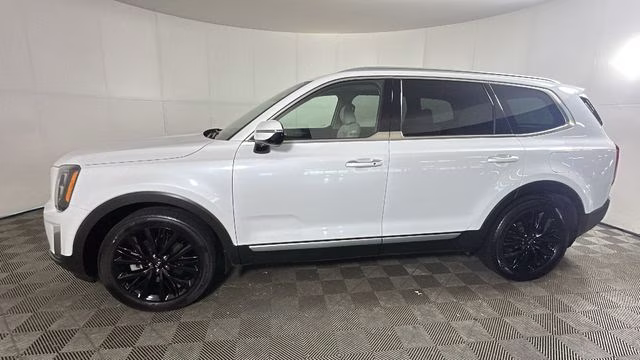 2020 Snow White Pearl Kia Telluride SX FWD SUV