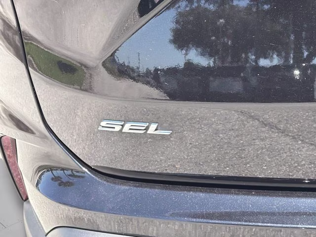 2023 Black Metallic Ford Edge SEL AWD SUV