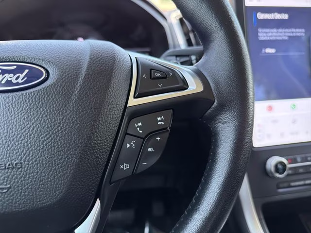 2023 Black Metallic Ford Edge SEL AWD SUV