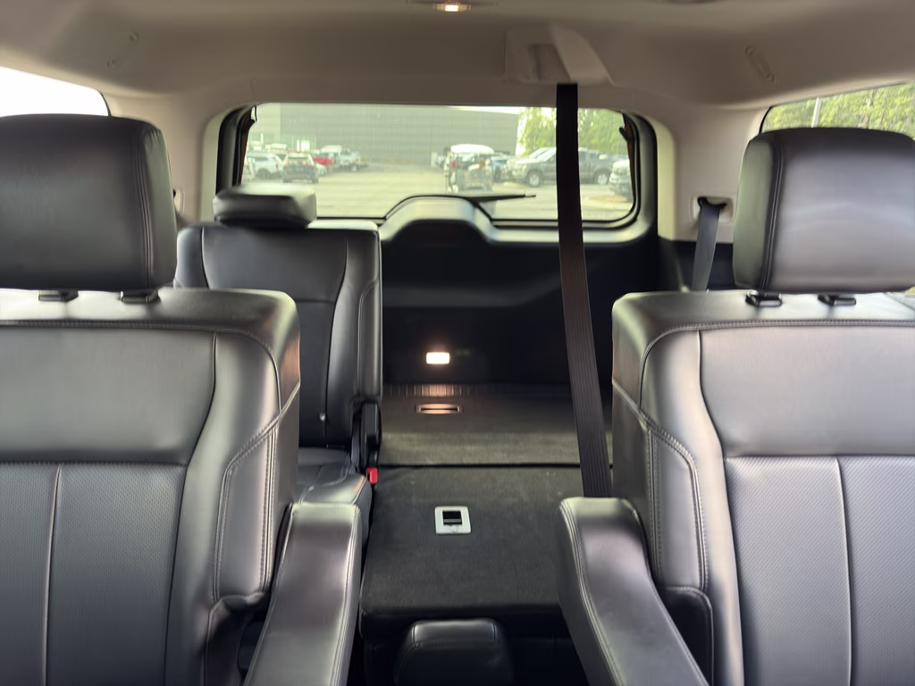 2023 OXFORD WHITE Ford Expedition XLT RWD SUV