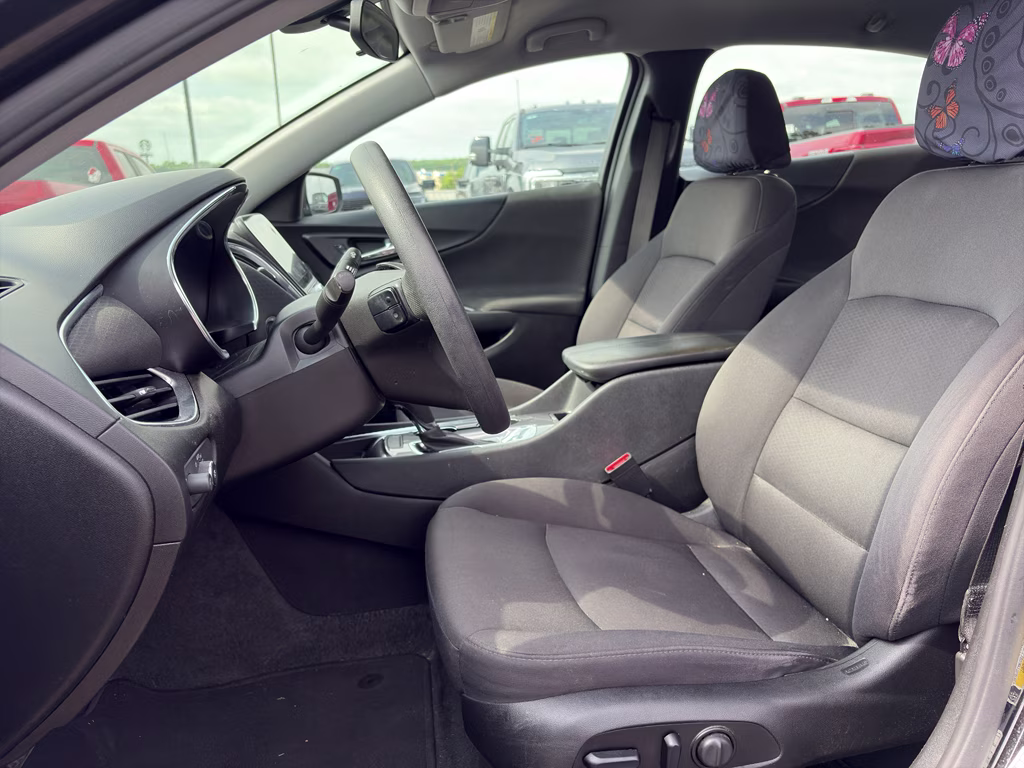 2020 Mosaic Black Metallic Chevrolet Malibu LT FWD Sedan