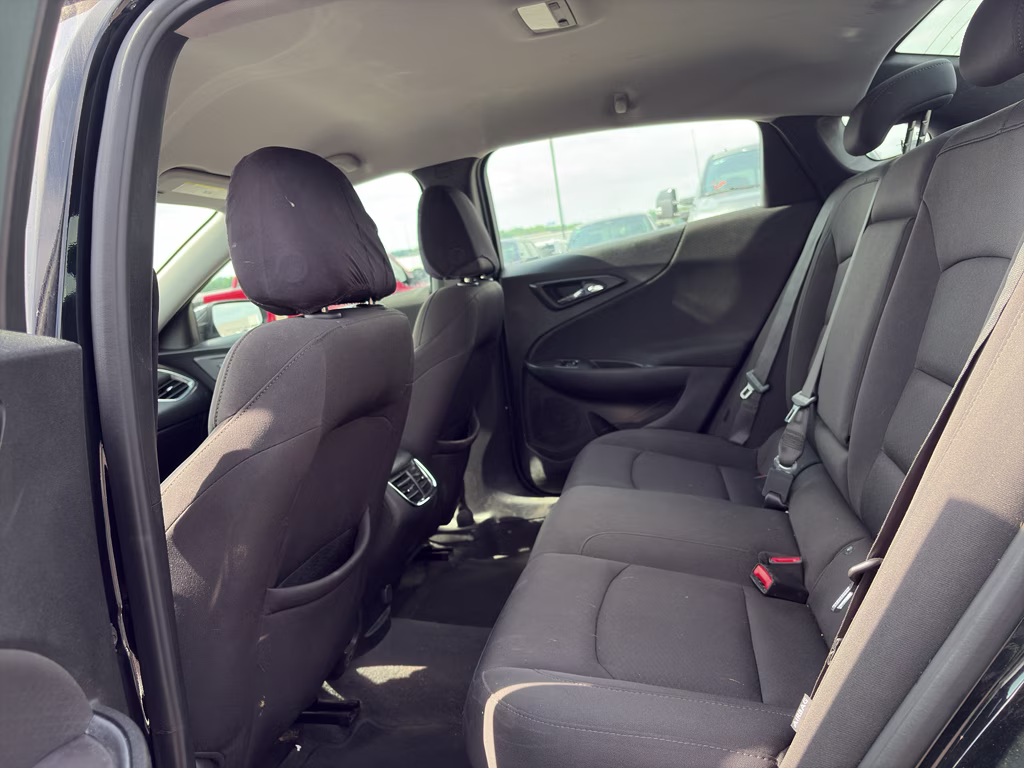 2020 Mosaic Black Metallic Chevrolet Malibu LT FWD Sedan