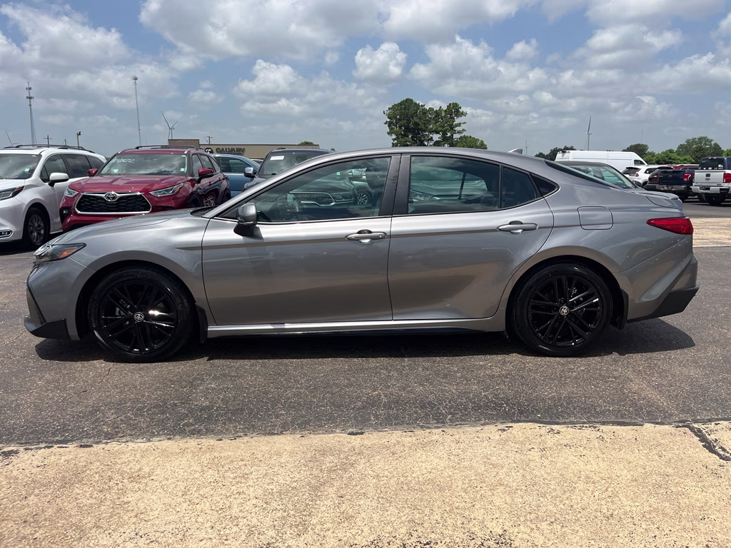2026 Heavy Metal Toyota Camry Hybrid SE FWD Sedan